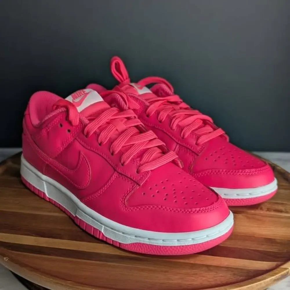 Women Nike Dunk Low Hyper Pink Size 6 DZ5196-600
